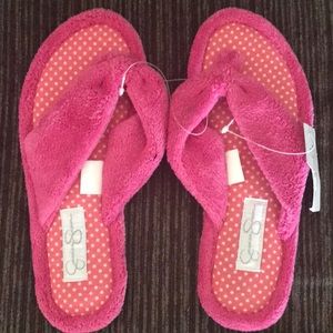 NWT Pink Jessica Simpson flip flop slippers 5/6